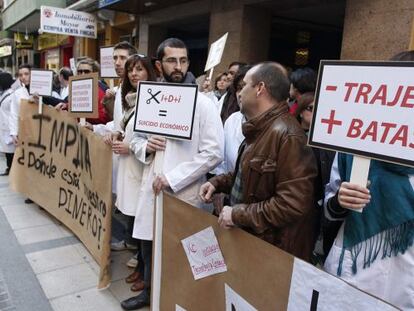 El malestar entre los investigadores españoles se ha agudizado tras la merma de fondos