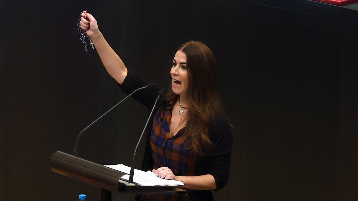 Del “gustirrinín” en las aulas al “kamasutra para niños”: la obsesión de la extrema derecha con la “sexualización” infantil