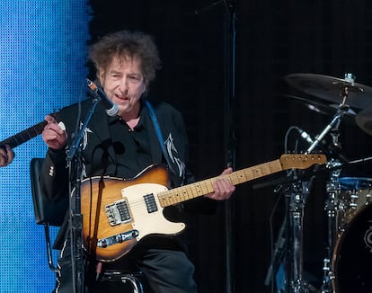 Bob Dylan actuando en el festival Farm Aid, en Noblesville, Indiana, el 23 de septiembre de 2023.