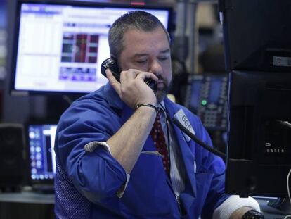 Wall Street vigilará los WhatsApp de sus 'traders'