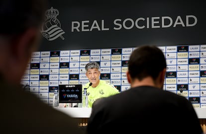 El entrenador de la Real Sociedad, Imanol Alguacil, en la rueda de prensa previa al derbi vasco ante el Athletic. 