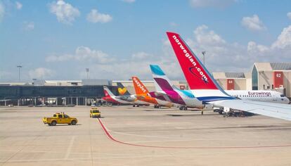 Aviones en el aeropuerto de Palma.