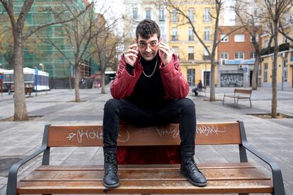 Pascual Cantero, conocido como Muerdo, fotografiado en Puente de Vallecas (Madrid), el 10 de enero.