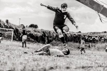 Fotograma de una de las películas del festival: L´arbitro, de Paolo Zucca.