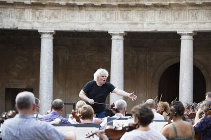 Simon Rattle, el s&aacute;bado en el festival de Granada.