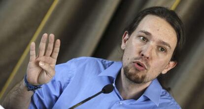 Podemos and its charismatic leader Pablo Iglesias continue to lead voter intention polls.