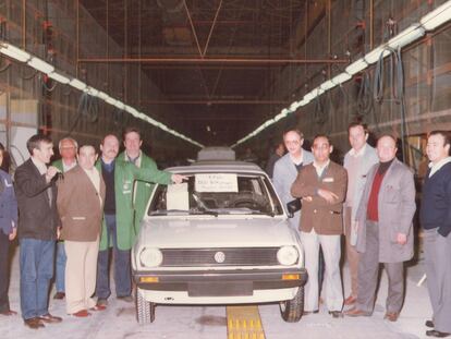 Imagen del primer Volkswagen Polo fabricado en la planta de Navarra en 1984.