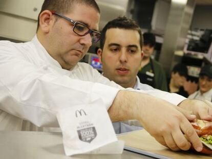 El chef dos Estrellas Michelin, en las cocinas de McDonald&rsquo;s