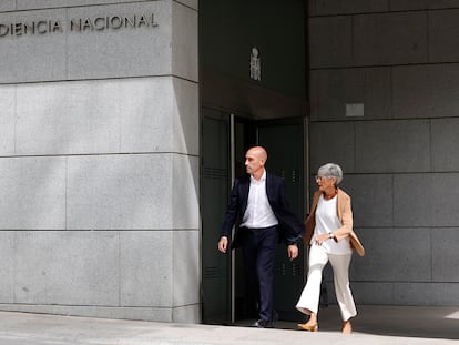 El expresidente de la Real Federación Española de Fútbol Luis Rubiales, tras declarar este viernes ante la Audiencia Nacional.