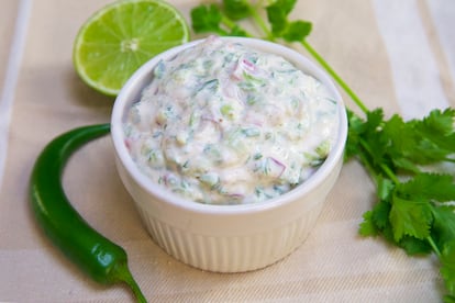 Una rica y fresca raita india