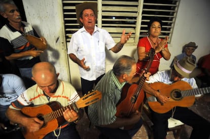 El grupo Guijarro, en Cuba.