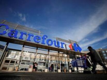 Carrefour de Saint-Herblain, cerca de Nantes.