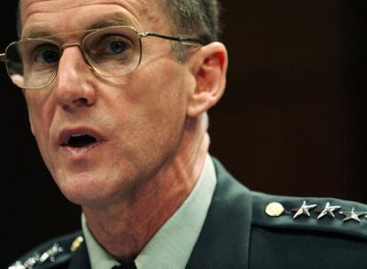 El general McChrystal, en el Capitolio (Washington).