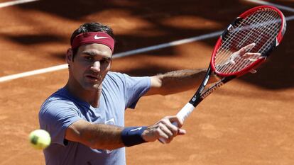 Federer, durante un entrenamiento en Madrid.