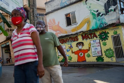 Painel do Complexo do Alemão fala sobre a pandemia no Rio, na comunidade.