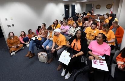 Supporters gather to watch a hearing regarding legislation safeguarding in vitro fertilization (IVF) treatments  at the Alabama State House in Montgomery, Alabama, U.S. February 28, 2024