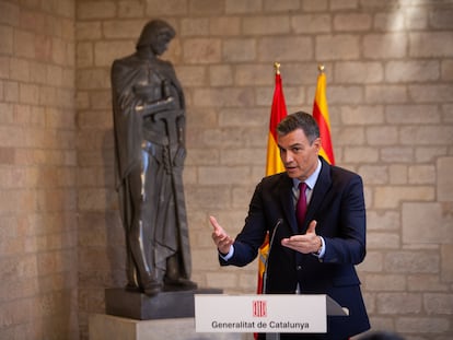 El presidente del Gobierno, Pedro Sánchez, en rueda de prensa tras reunirse con Pere Aragonès, 'president' de la Generalitat.