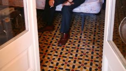 Horacio Vázquez-Rial, en su casa de Barcelona.