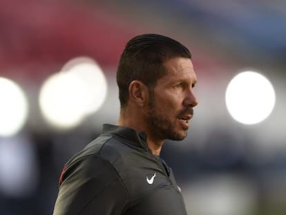 Simeone, en el estadio Da Luz