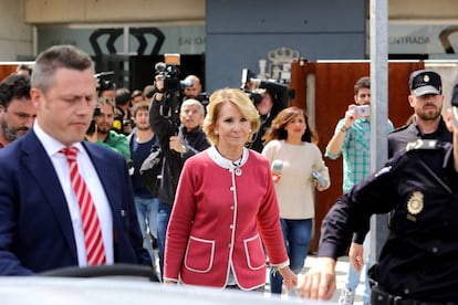 Former Madrid premier Esperanza Aguirre leaves court on Thursday.