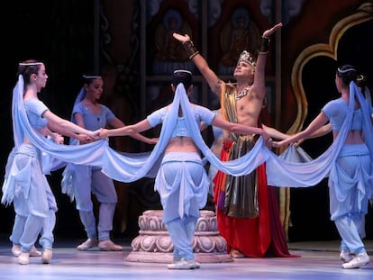 Un momento de 'La Bayadera', del Ballet de Monterrey en los Teatros del Canal.