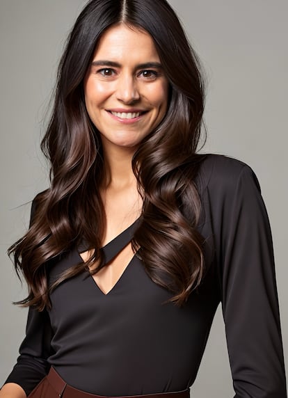 L’Oréal Productos Profesionales ha nombrado a Natacha Costa directora general de Redken para España y Portugal. A lo largo de su carrera en la compañía, Costa ha desempeñado diversas funciones, liderando equipos y gestionando un portfolio con marcas como Prada o ­Kiehl’s. Recientemente, ha ocupado el cargo de directora de ventas en la división de lujo. Además, fue responsable de la dirección de marketing en la misma división para la zona de Europa Occidental.