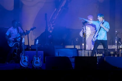 El músico y cantante estadounidense Jack White durante su actuación el viernes en el festival Cruïlla que se celebra en el Parc del Forum de Barcelona.