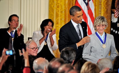 Jean Smith Kennedy en febrero de 2015, cuando el presidente Obama le impuso la medalla de la Libertad. 