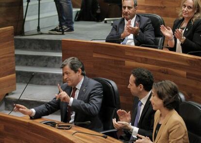 El socialista Javier Fernández, reelegido hoy presidente del Gobierno asturiano.