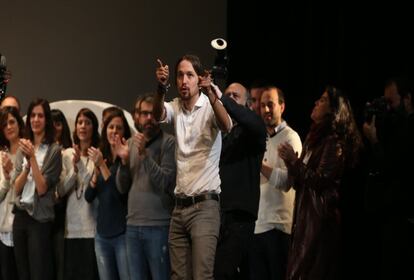 El recién constituido Consejo Ciudadano de Podemos -el máximo órgano de dirección política del partido- ha dado su visto bueno al denominado Consejo de Coordinación, que estará compuesto por diez personas, además de Iglesias, entre las que se encuentran sus más estrechos colaboradores: Monedero y Errejón.