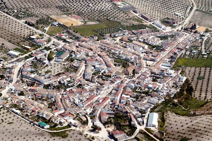 Vista aérea de la localidad de Santiago de Calatrava en Jaén, en una imagen de la web del Ayuntamiento.