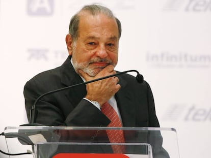 Carlos Slim, durante una presentaci&oacute;n de una plataforma de aprendizaje digital en M&eacute;xico