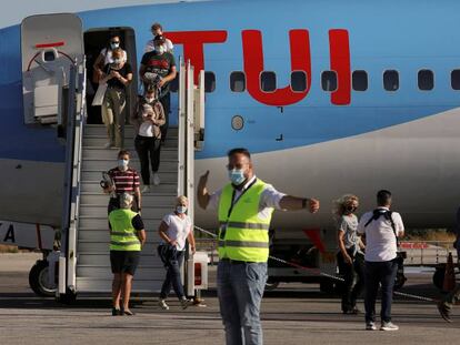 El turoperador alemán TUI cancela sus viajes a España, salvo Canarias