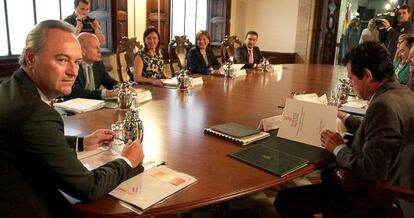 Alberto Fabra preside una reunión del Consell en una imagen de archivo.