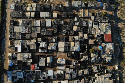 Vista aérea del asentamiento de Atochares en Níjar, Almería, el 1 de febrero, donde viven miles de trabajadores del campo. 
