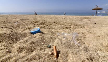 Basura acumulada en la Playa de Can Pere Antoni (Palma, Mallorca).