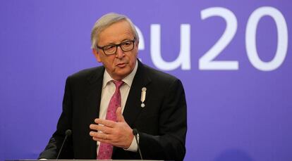 El presidente de la Comisión Europea, Jean-Claude Juncker, interviene durante una rueda de prensa este viernes en Sofia (Bulgaria).
