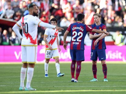 Gündogan y De Jong, en un partido de Liga.