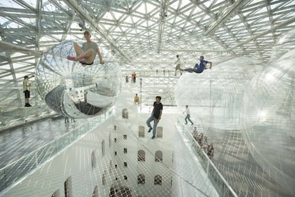 'Orbit', instalación de Tomás Saraceno en Berlín en 2012.