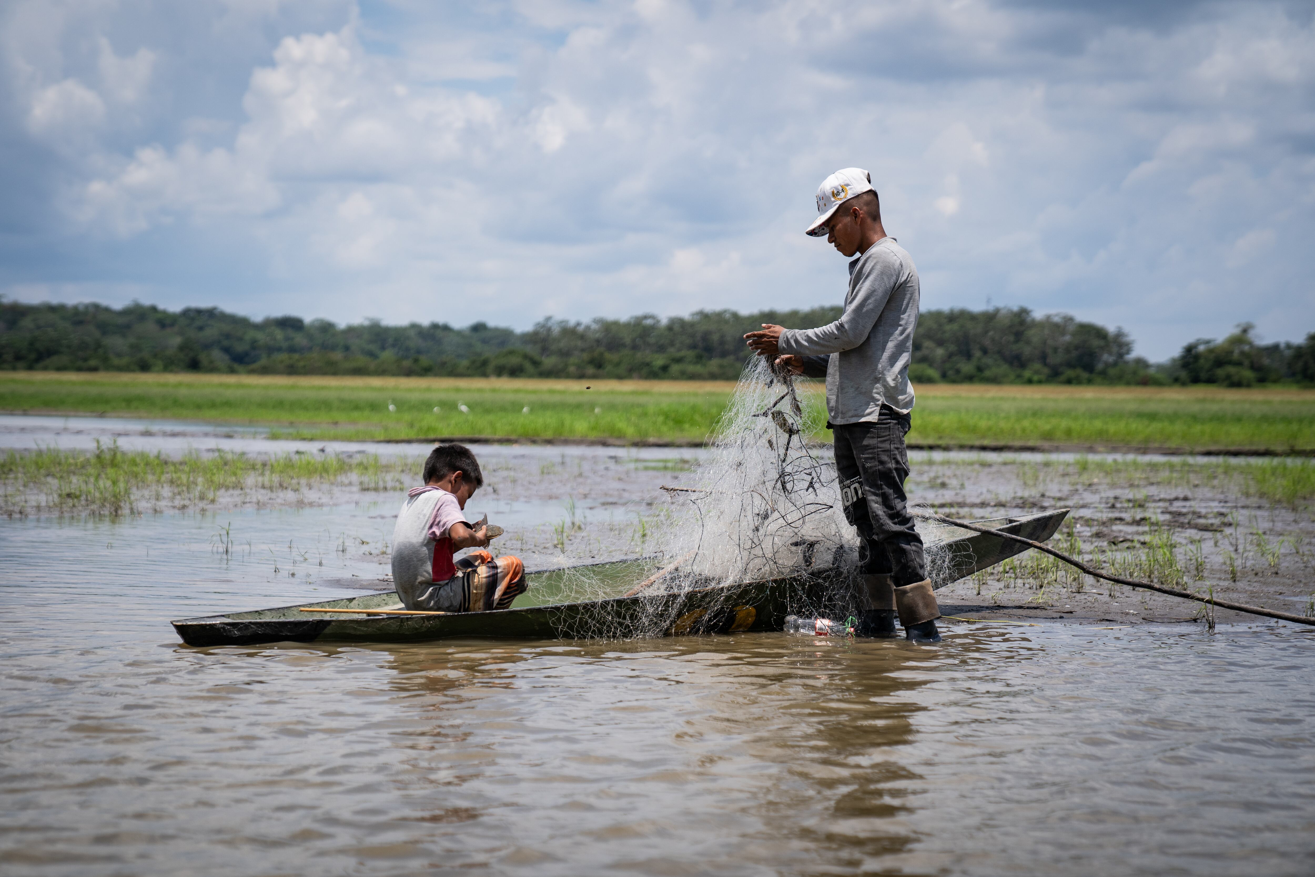 Comunidades aisladas, escasez de agua potable y dificultades para pescar: así vivió la Amazonía colombiana su sequía más dura