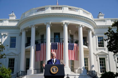 El presidente Biden, este martes en los jardines de la Casa Blanca.