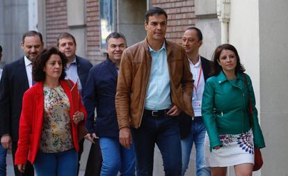 El candidato a la Secretaría General del PSOE Pedro Sánchez, a su llegada a la sede del partido en Ferraz.