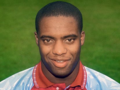 Atkinson, con el Aston Villa en 1991.