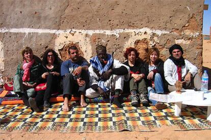 De izquierda a derecha, Malene Vilstrup (directora), Chus Gutiérrez (directora), Carlos Fuentes (periodista), Mousa Sene Absa (director senegalés premiado), Icíar Bollaín (directora), Lola Dueñas (actriz) y Benito Zambrano (director).