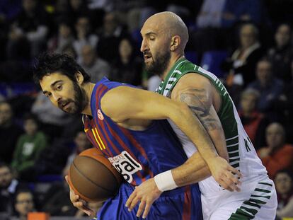 Navarro, acosado por Rakovic.