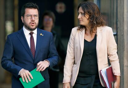 El presidente de la Generalitat, Pere Aragonés, y la consejera de Presidencia, Laura Vilagrà, este martes.