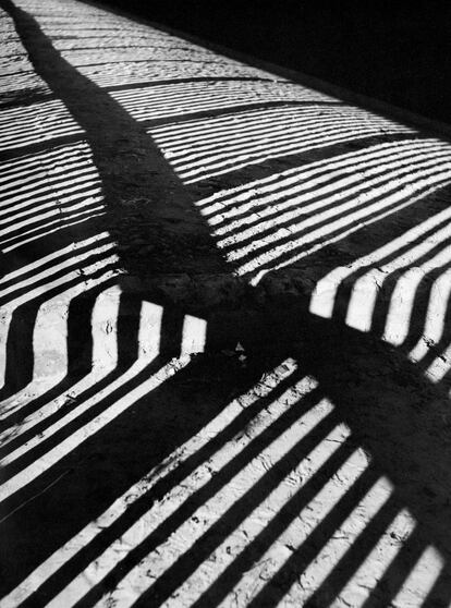 Estudio de sombra, c. 1950.