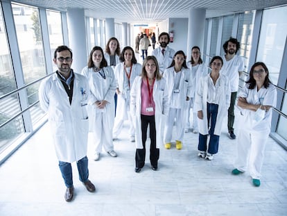 Grupo de investigadores del Hospital de La Paz que está trabajando con linfocitos T de memoria, el 13 de diciembre de 2021.