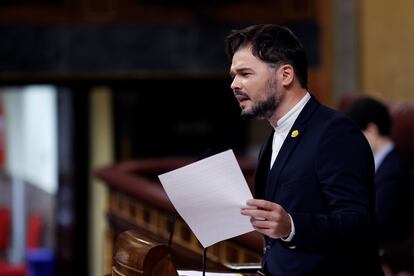 El portavoz de ERC, Gabriel Rufián, durante su intervención en el Congreso este jueves.