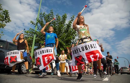 Un momento de los actos de protesta contra el proyecto subfluvial de Bilbao, el pasado 22 de septiembre.